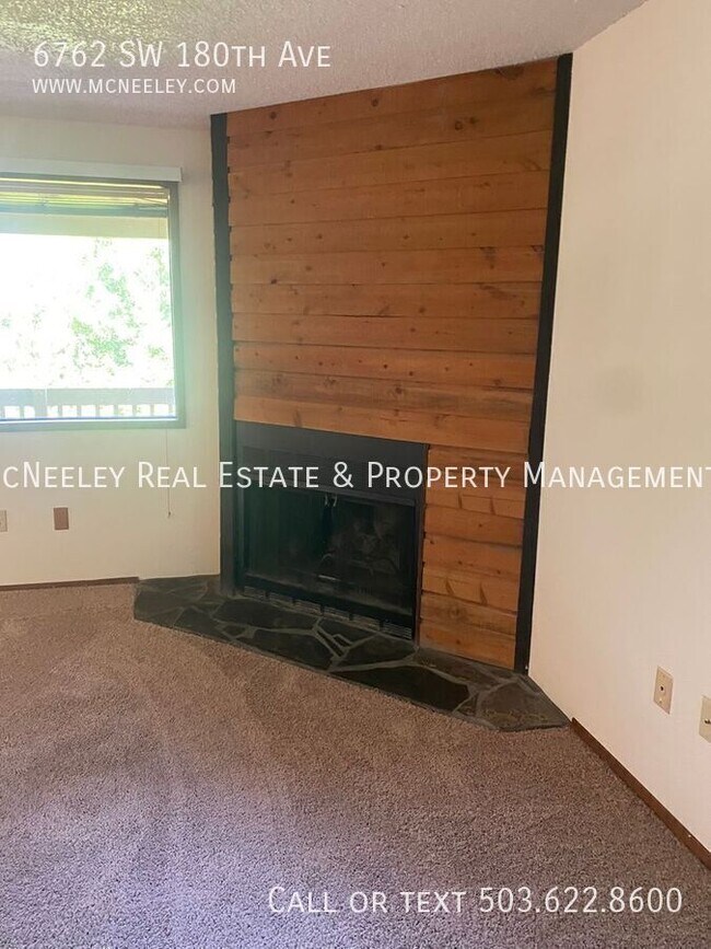 Building Photo - 6762 SW 180th Ave