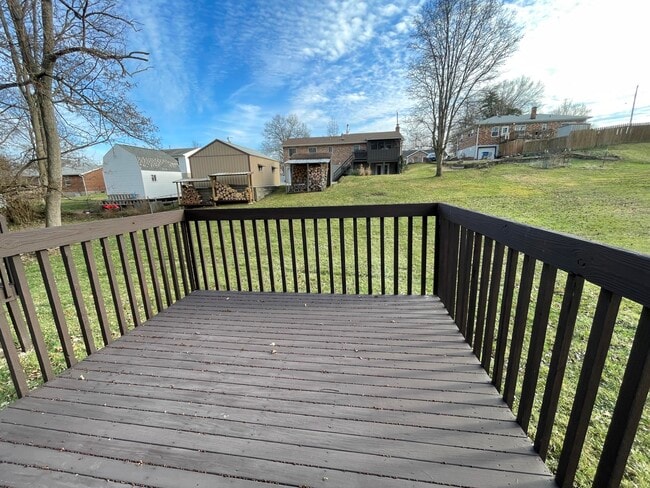 Building Photo - 3221 Woodward St