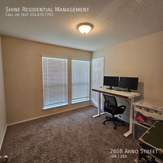 Building Photo - 2608 Arno St
