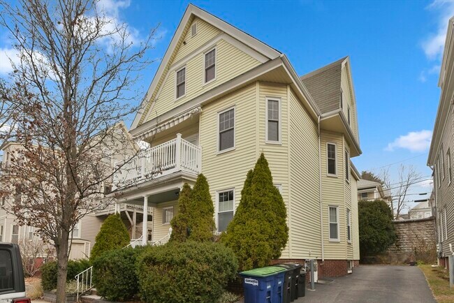 Building Photo - 47 Teele Ave