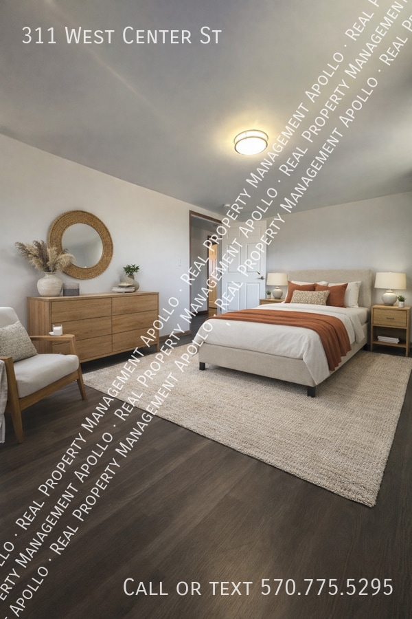 Building Photo - 311 W Center St