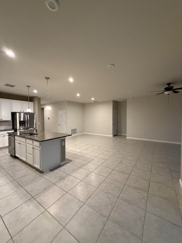 Building Photo - 334 Winter Bliss Ln