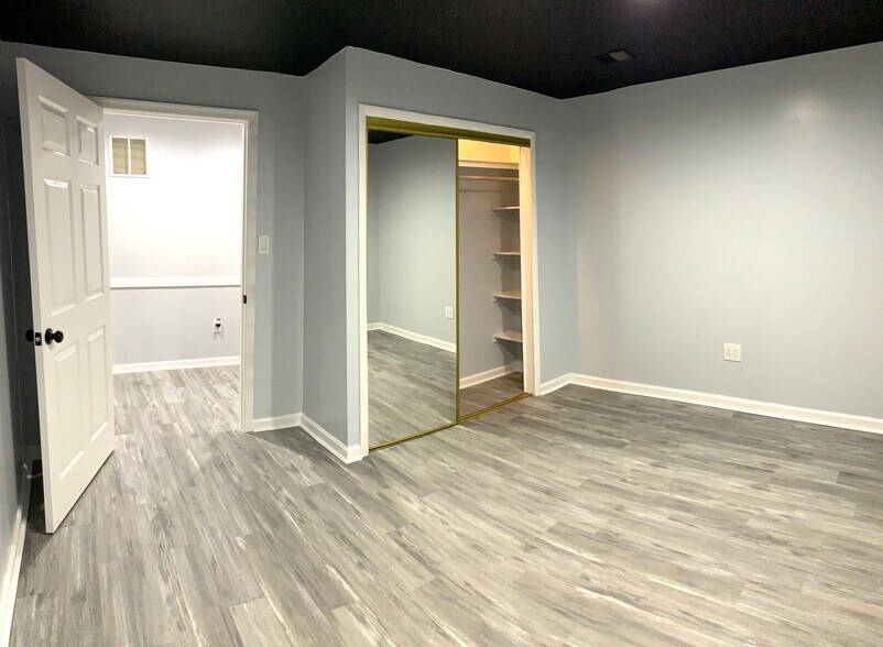 Rm #2 - 14717 Calvary Pl