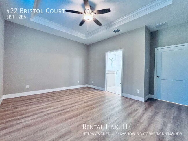 Building Photo - 422 Bristol Ct