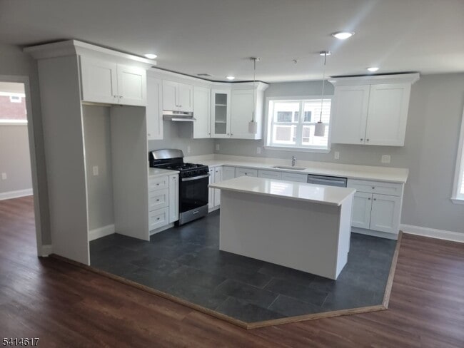 Building Photo - 122 Rose Terrace