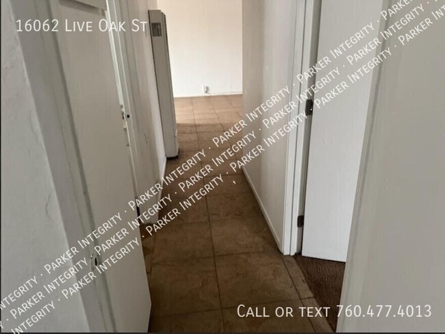 Building Photo - 16062 Live Oak St