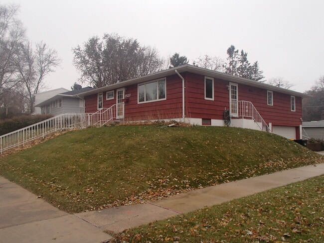 Building Photo - 2527 23rd Ave NW