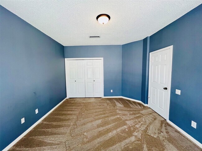 Building Photo - 16079 Hidden Acres Dr