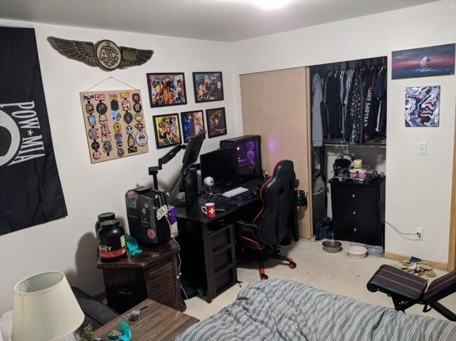 Building Photo - 2 Bedroom 1 Bath Condo in Cordata Area!