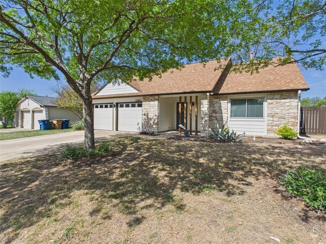 Building Photo - 12600 Esplanade St