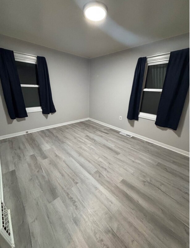 Building Photo - 400 Barth Ave