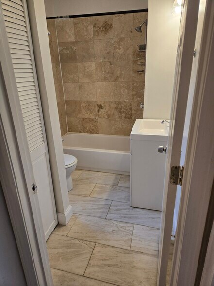 Building Photo - 1193 Commonwealth Ave