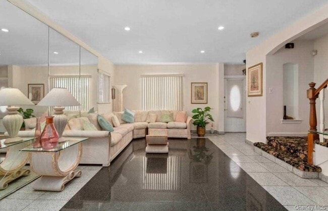 Building Photo - 73-14 174th St