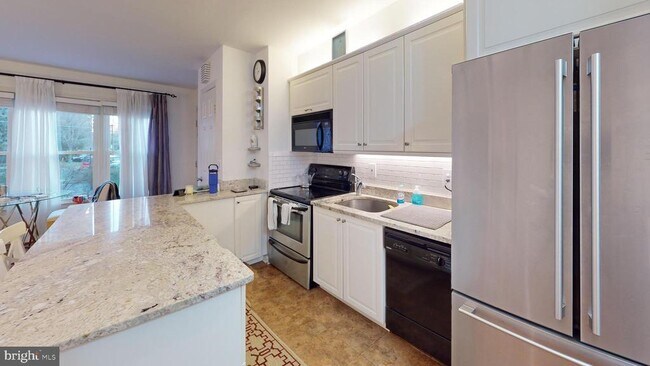 Building Photo - 1503 12th St N