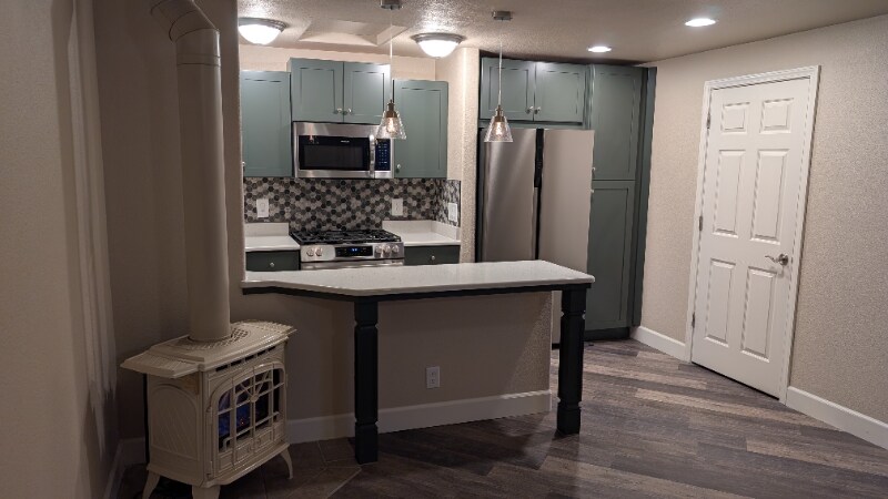 Building Photo - 12630 Thomas Creek Rd