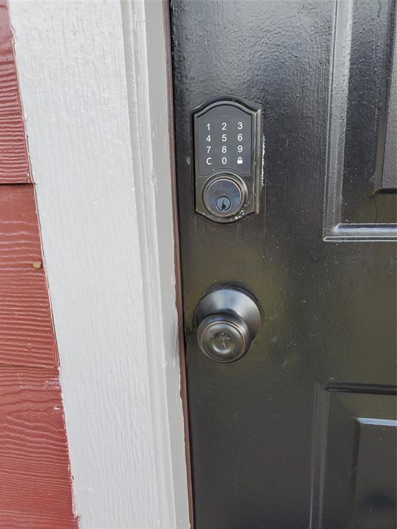 Building Photo - 219 Jackson Ave