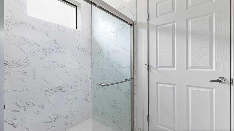 Building Photo - 7008 Eden Rd