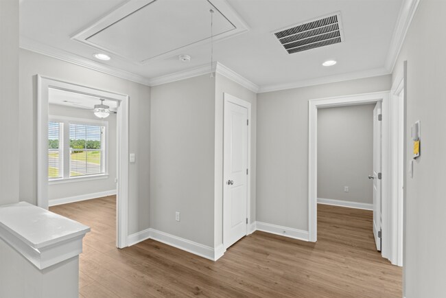 Building Photo - 200 Clifton Dr