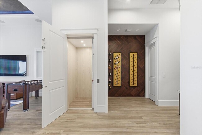 Building Photo - 340 Ocean Crest Dr