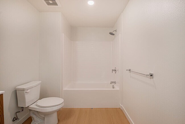 Building Photo - Welcome to the Gramercy