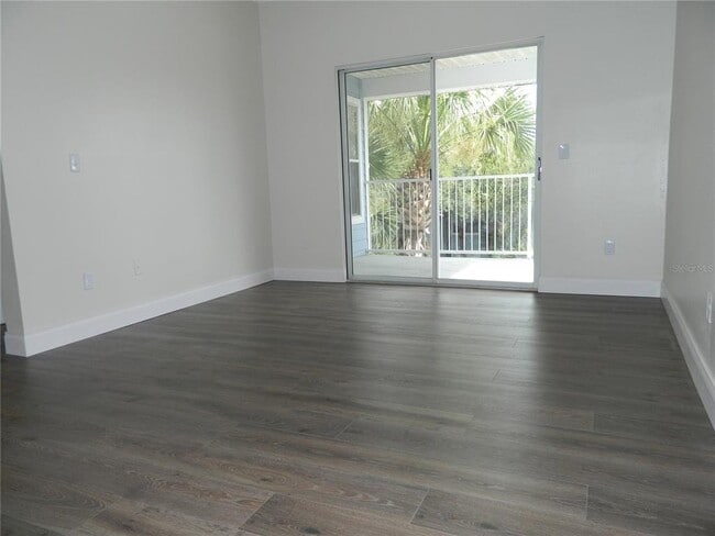 Building Photo - 709 Secret Harbor Ln