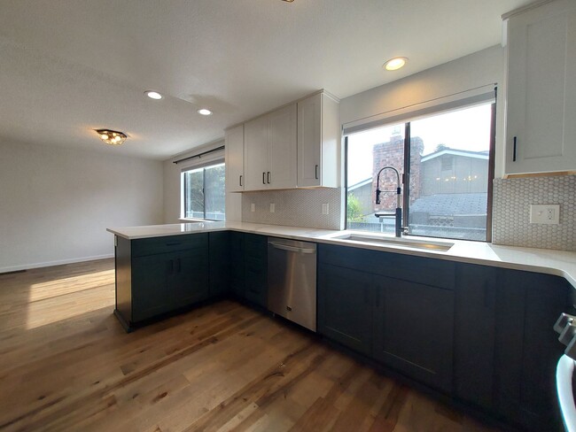 Building Photo - Charming and One of a Kind Three Bedroom