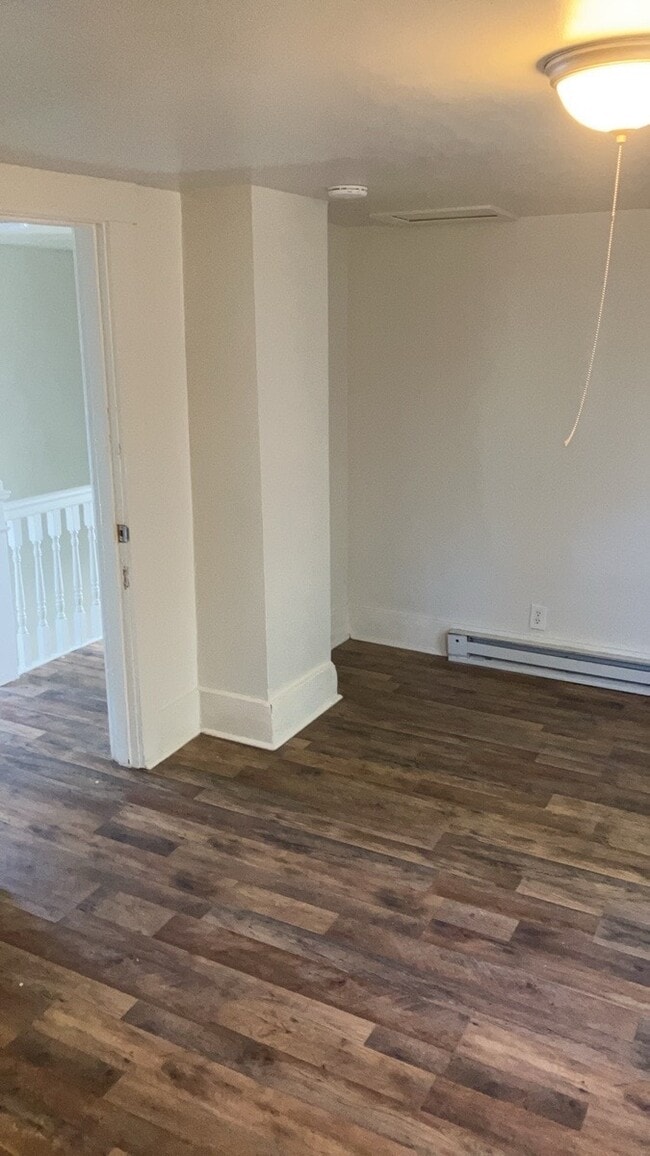 Building Photo - 1505 Lawn Ave