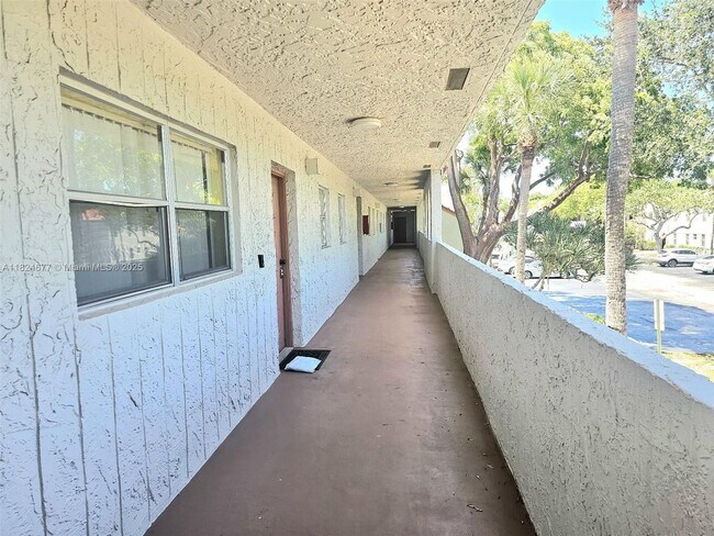 Building Photo - 7355 Woodmont Terrace