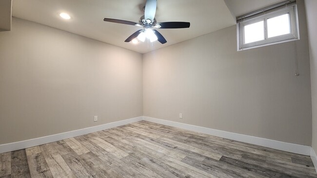 Building Photo - 7512 Cromwell Dr