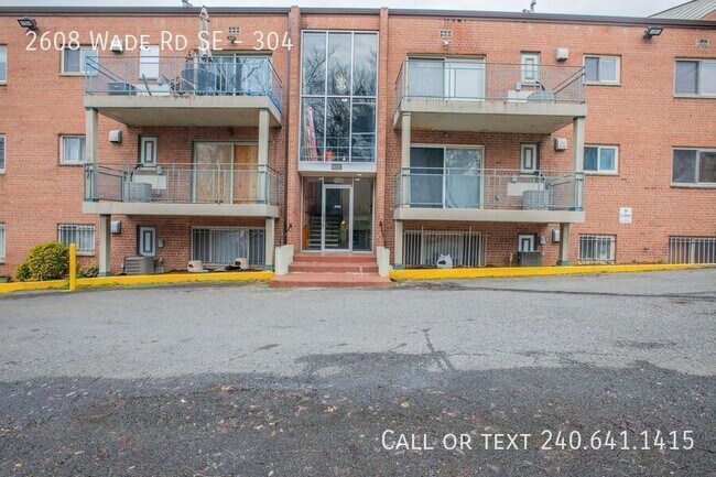 Building Photo - 2608 Wade Rd SE