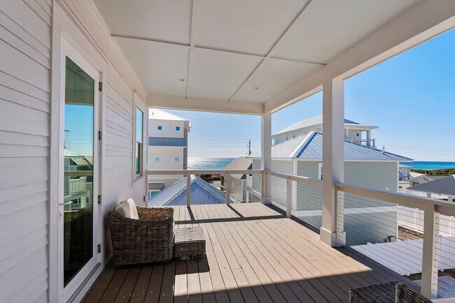 Building Photo - 107 Benicia Pl