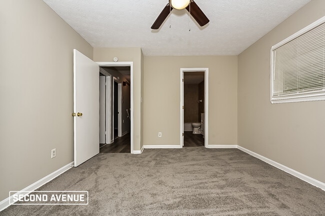 Building Photo - 5772 Northfield Dr