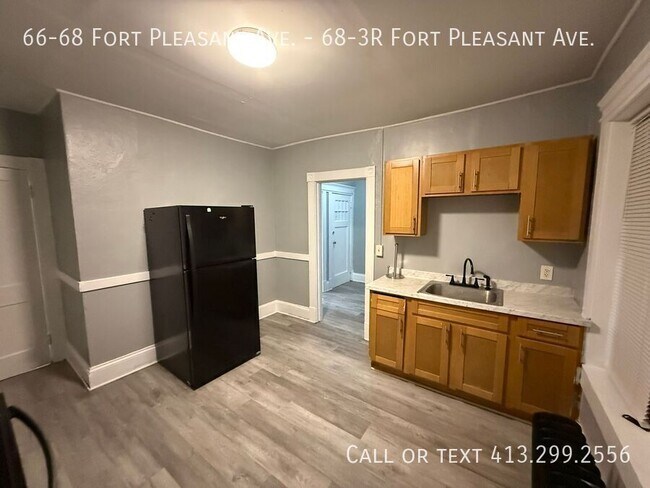Building Photo - 66-68 Fort Pleasant Ave.-68-3R Fort Pleasa...
