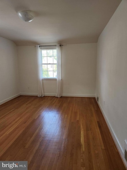 Building Photo - 3916 48th St NW