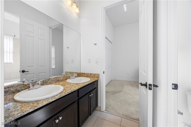 Building Photo - 5087 Salerno St