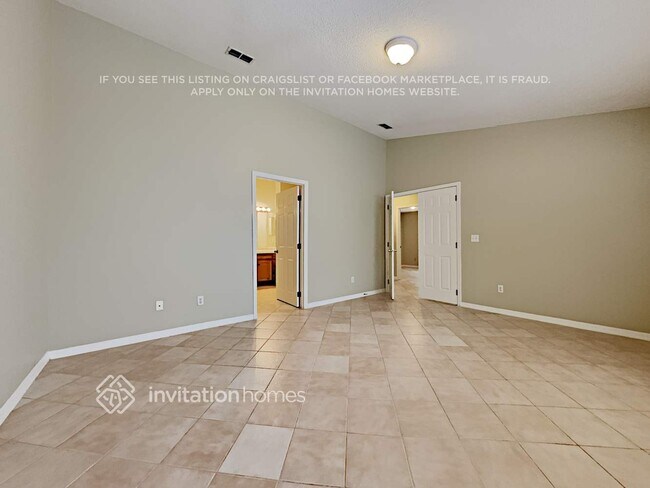 Building Photo - 8028 Birman St