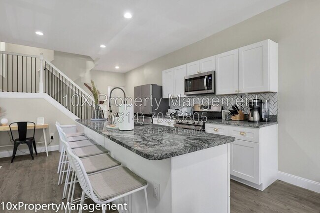 Building Photo - 564 Kimball Pl