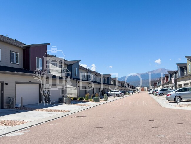 Building Photo - Victory Ridge Townhome