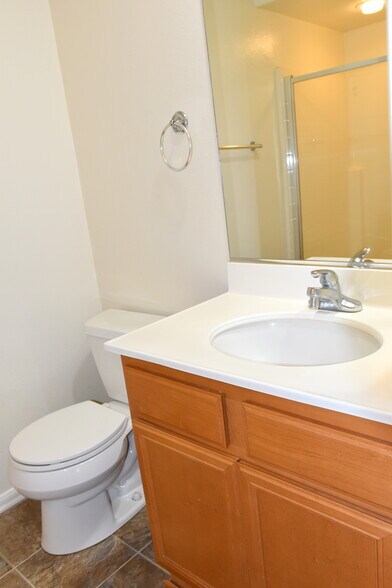 Building Photo - 25841 Silva Ct