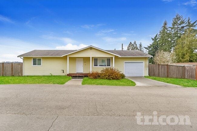 Building Photo - 1909 2nd Ave W