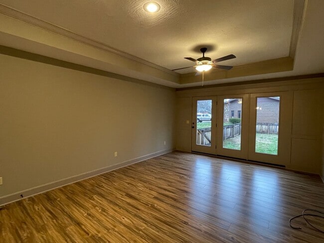 Building Photo - Gorgeous and Upscale Home Available Now!