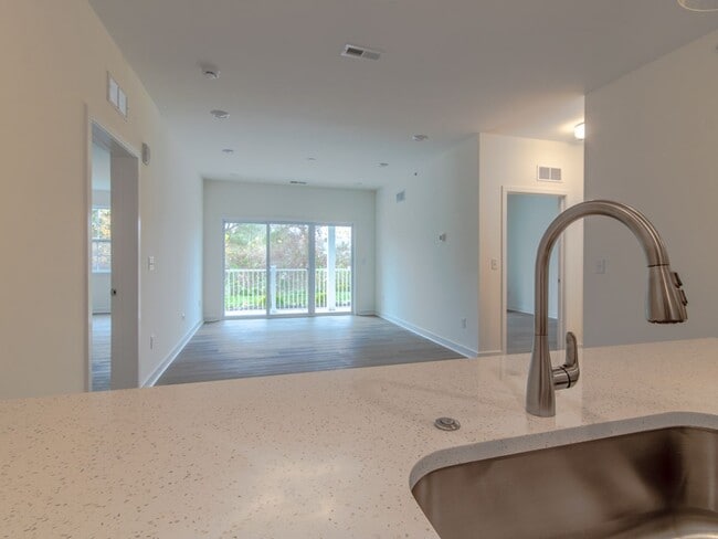 Building Photo - Gorgeous first floor - 2 bed 2 bath YEAR ROUND condo - Residence at Rehoboth Bay