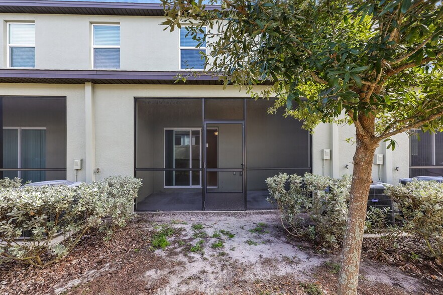 Building Photo - 2133 Great Sapphire Ln