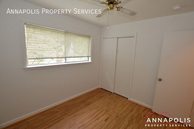 Building Photo - 1331 Linden Ave