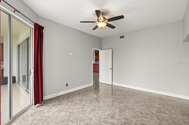 Building Photo - 443 Hamptoncrest Cir