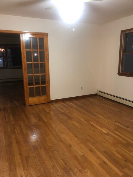 Building Photo - 114 Lawton St