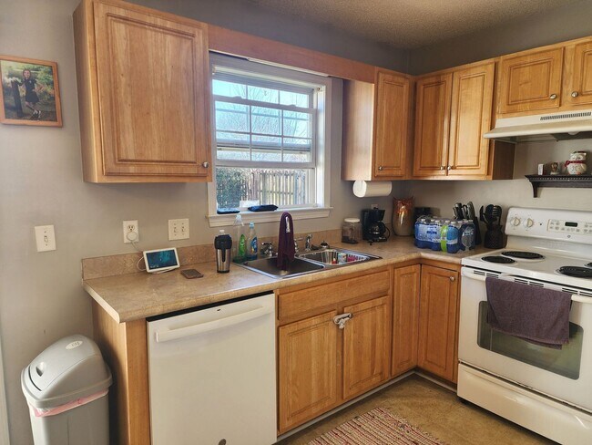 Building Photo - WHITNEY PINES