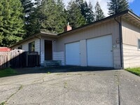 Building Photo - Blue Lake House Tier 2