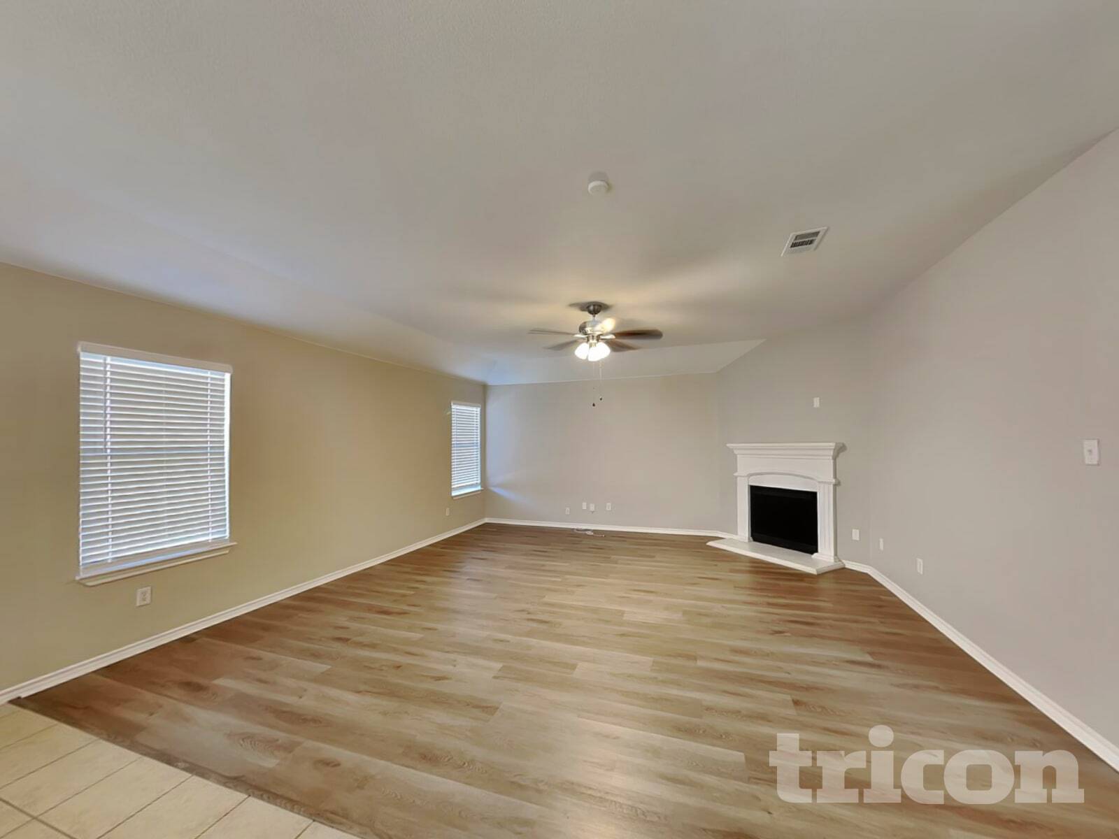 Building Photo - 408 Foliage Cir