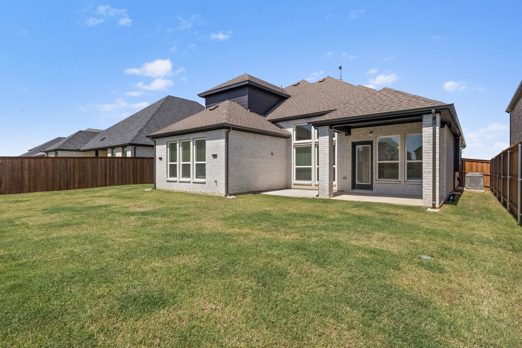 Building Photo - 9613 Polo Pony Ct